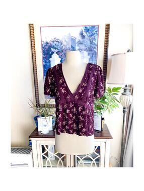 Belle Du Jour Burgundy Floral Top Women M Lace Puff Sleeve Crop